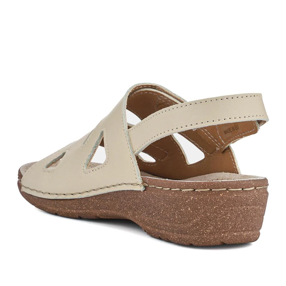Adjustable Leather Slingback Sandals - PATRI41004 / 327 613 - Beige - Image 3