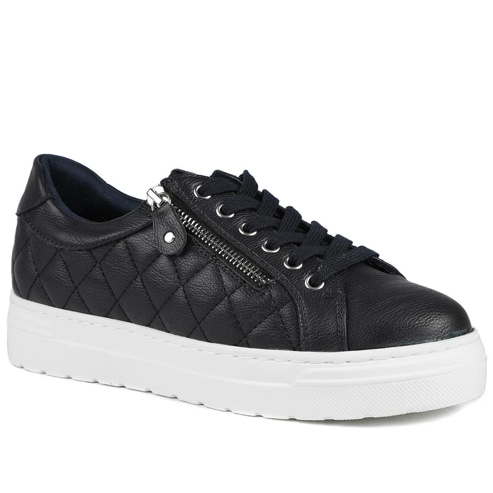 Bellissimo Wide Fit Zipped Trainers - BELWBINS43019 / 328 918