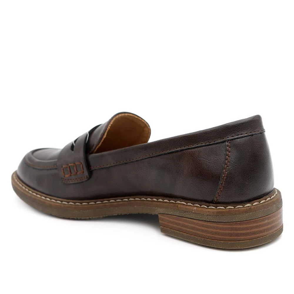 Block Heel Slip On Penny Loafers - WBINS44029 / 329 613 - Chocolate - Image 4
