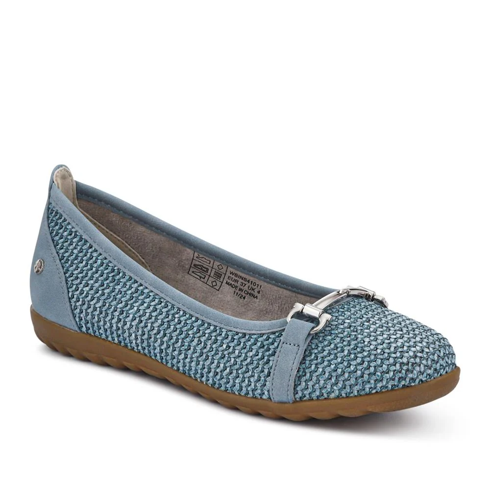 Buckle-Detailed Lightweight Pumps - WBINS41011 / 327 201 - Denim