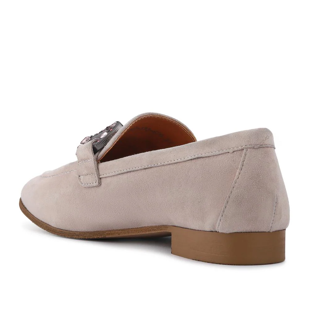 Buckle-Detailed Slip-On Shoes - SINO41503 / 327 603 - Taupe Suede - Image 3