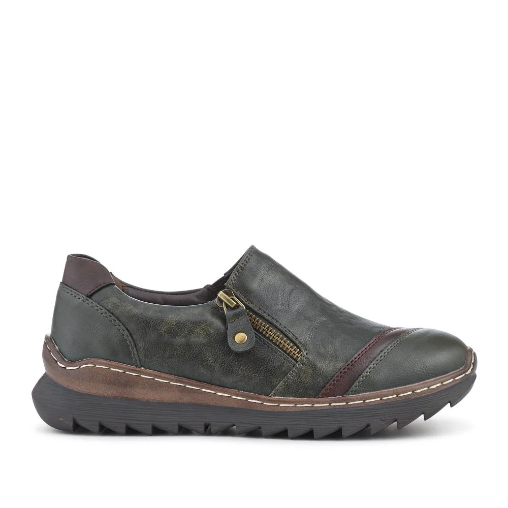 Casual Slip-On Shoes - PINYI41000 / 327 080 - Khaki - Image 2