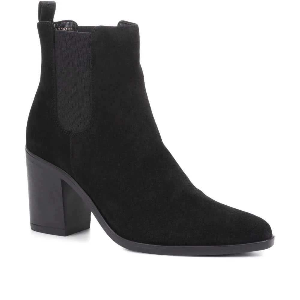 Clair Heeled Chelsea Boots - CLAIR / 322 538 - Image 2