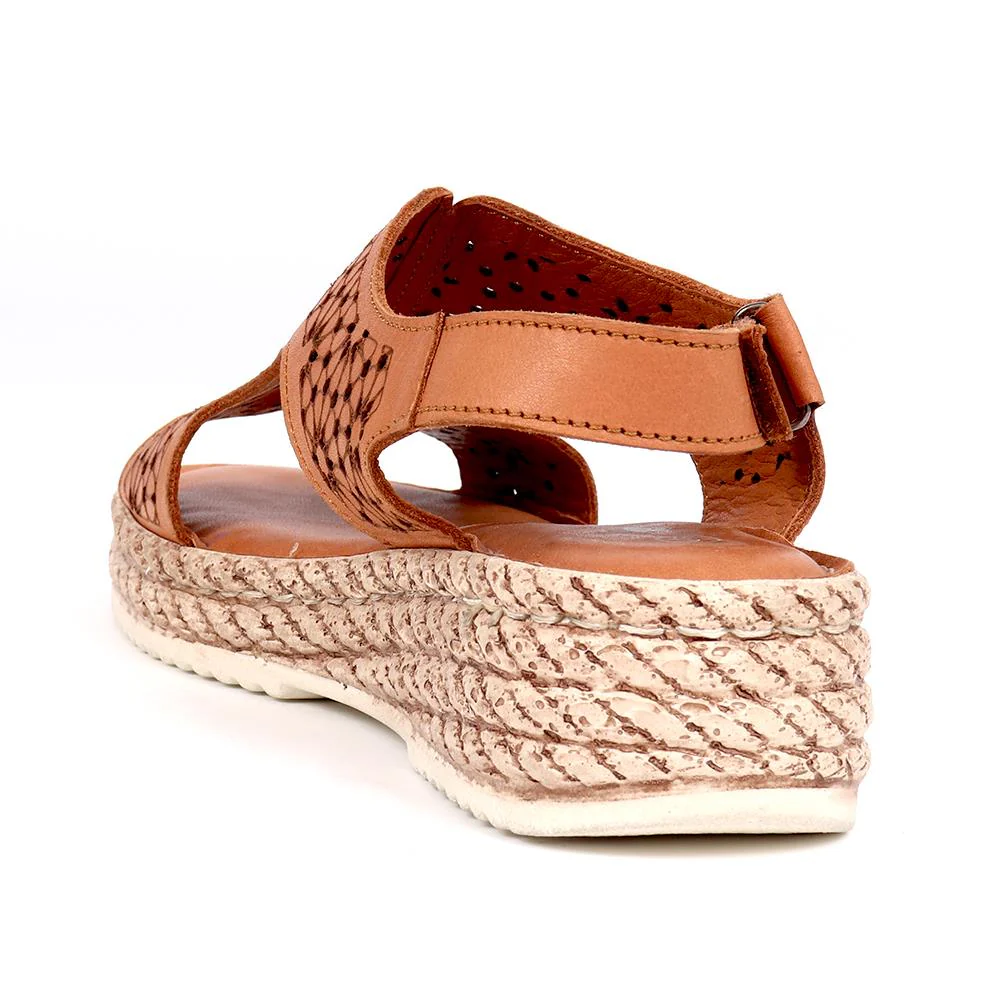 Cut-Out Detail Sandals  - DRTMA39001 / 325 697 - Tan - Image 3