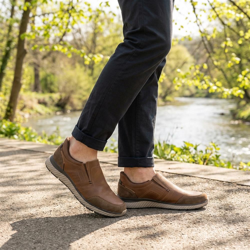 Easy Step In Wide Fit Laceless Shoes - GANG42000 / 327 877 - Cognac - Image 2