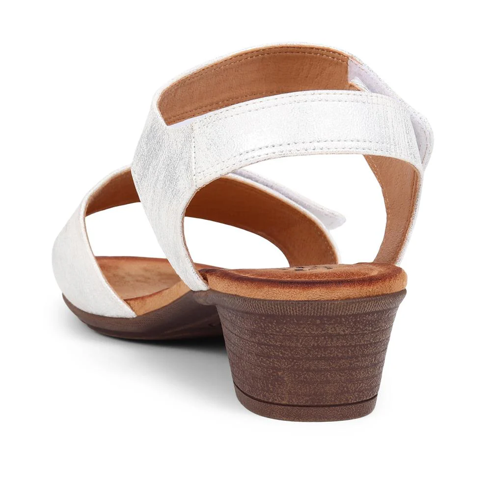 Extra-Wide Block-Heeled Sandals - SOFI / 325 531 - White - Image 3