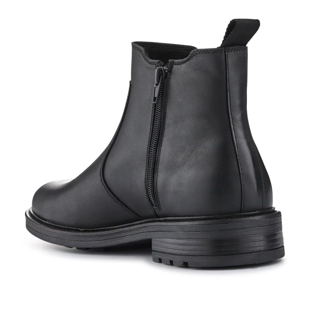 Feltham Heeled Leather Chelsea Boots - FELTHAM / 328 081 - Black - Image 3