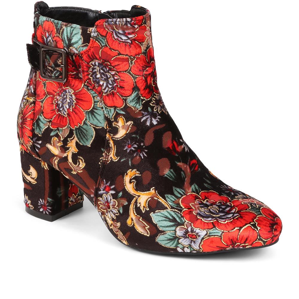 Heeled Buckle Detail Ankle Boots - WBINS38090 / 324 214 - Image 4