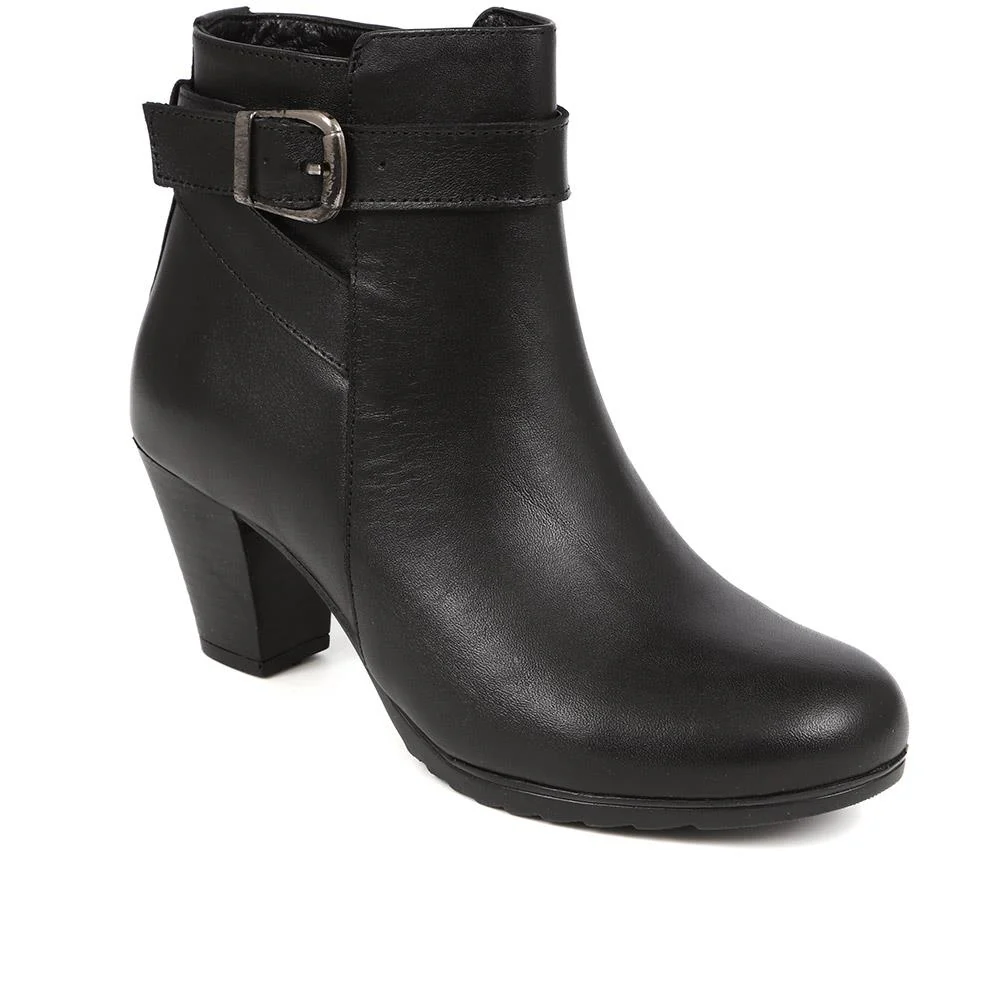Heeled Leather Ankle Boots - VED40001 / 326 050