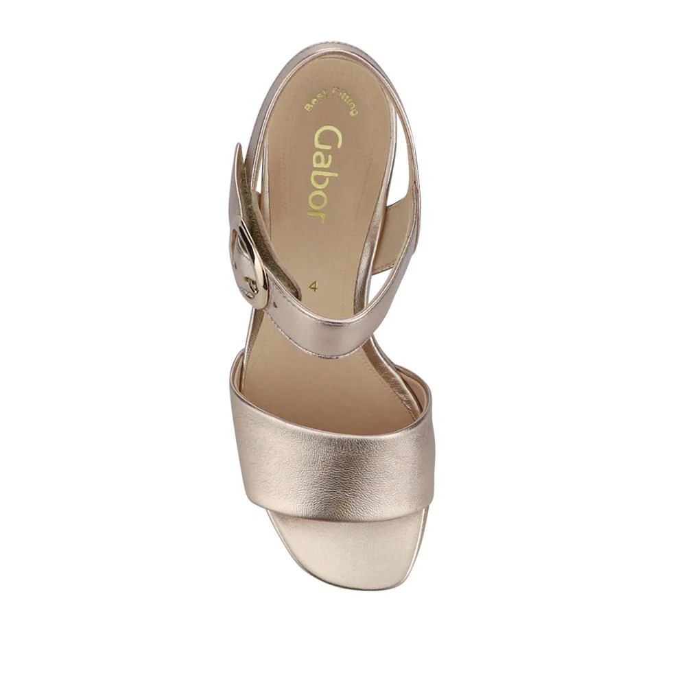Kruger Smart Leather Block-Heeled Sandals - GAB41516 / 327 010 - Metallic Beige - Image 4
