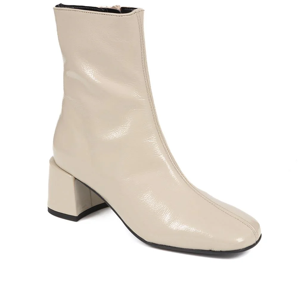 LAREINA Patent Block Heeled Ankle Boots - LAREINA / 324 366 - Image 2