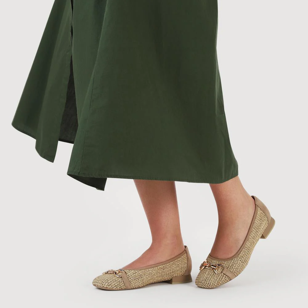 Leather Buckle-Detailed Pumps - CAPRI41500 / 327 055 - Natural - Image 5