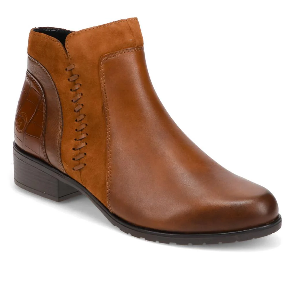Leather Stitched Ankle Boots - DRS40512 / 326 359 - Tan