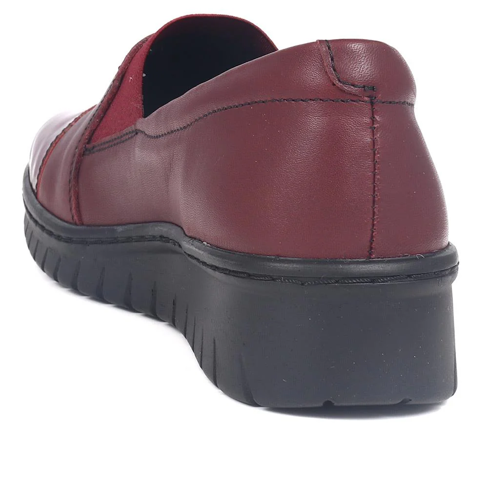 Patent Toe Slip-On Shoes - HAK40018 / 326 616 - Burgundy - Image 3