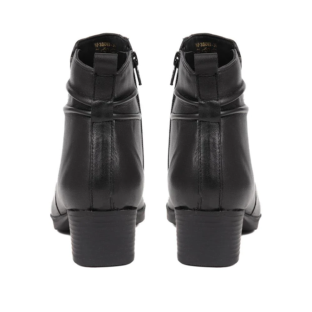 Polished Leather Heeled Ankle Boots - NAP38003 / 324 193 - Black - Image 3