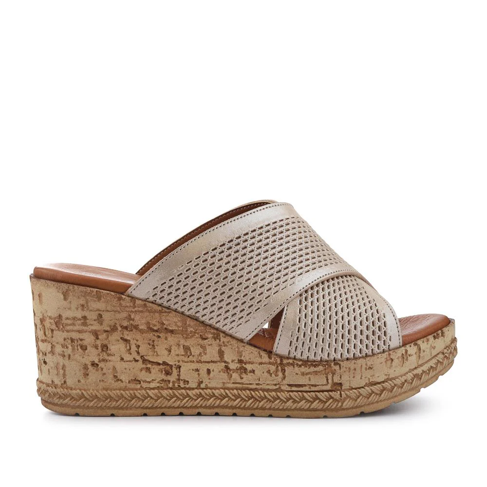 Premium Leather Wedge Heels - LUCK41007 / 327 391 - Soft Gold - Image 2