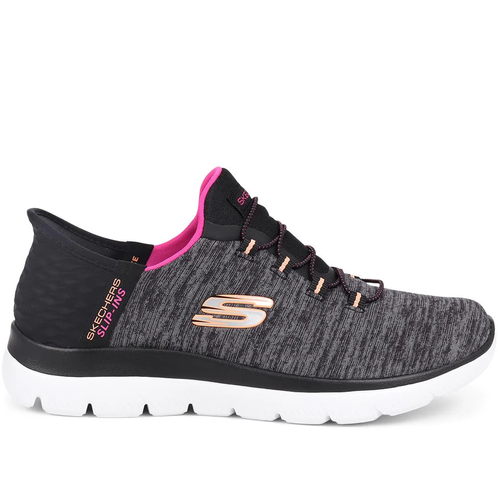 Skechers Wide Fit Slip-ins: Summits Trainers - SKE39055 / 324 794 - Black - Image 2