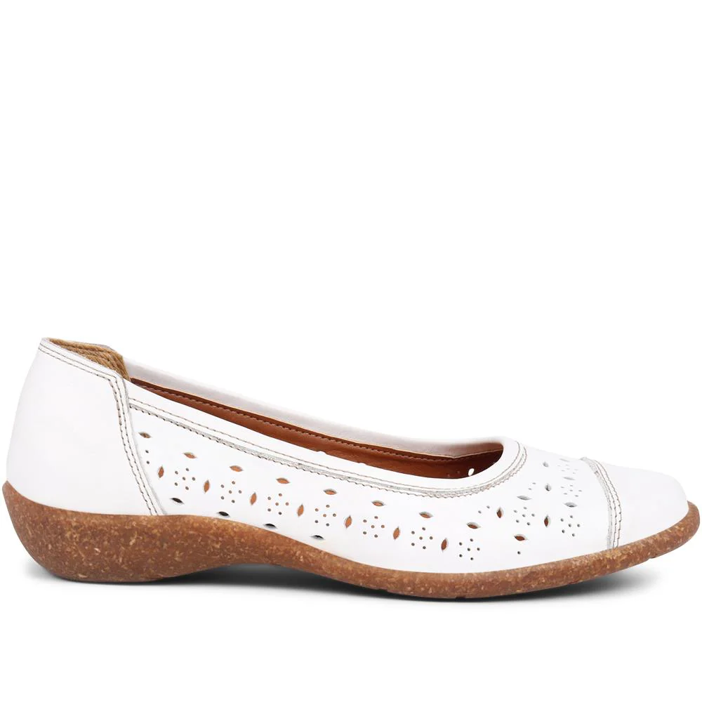 Slip-On Leather Pumps - HAK39003 / 325 610 - White - Image 2