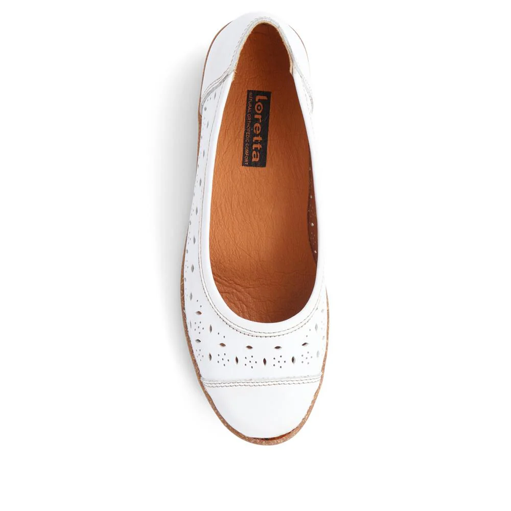 Slip-On Leather Pumps - HAK39003 / 325 610 - White - Image 5