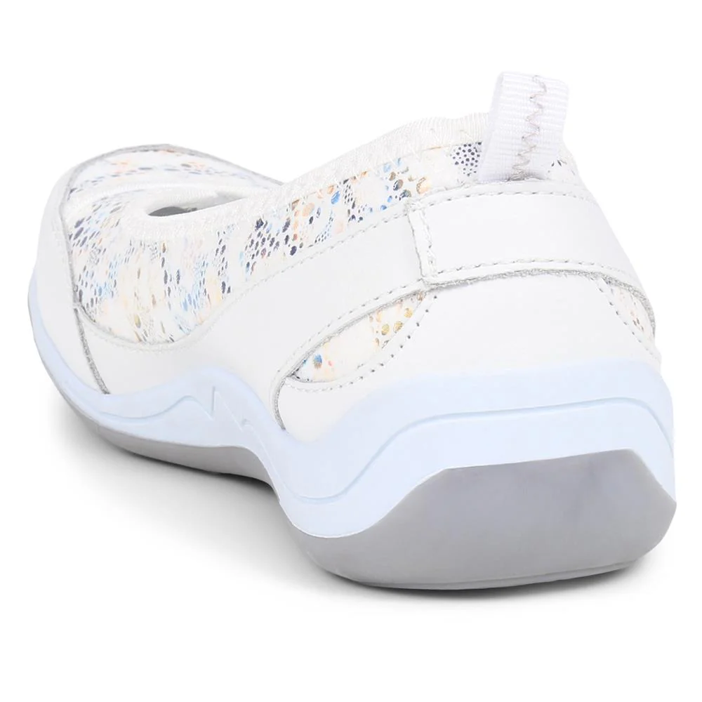 Slip-On Patterned Lightweight Pumps - BRK37007 / 323 323 - White Floral - Image 3
