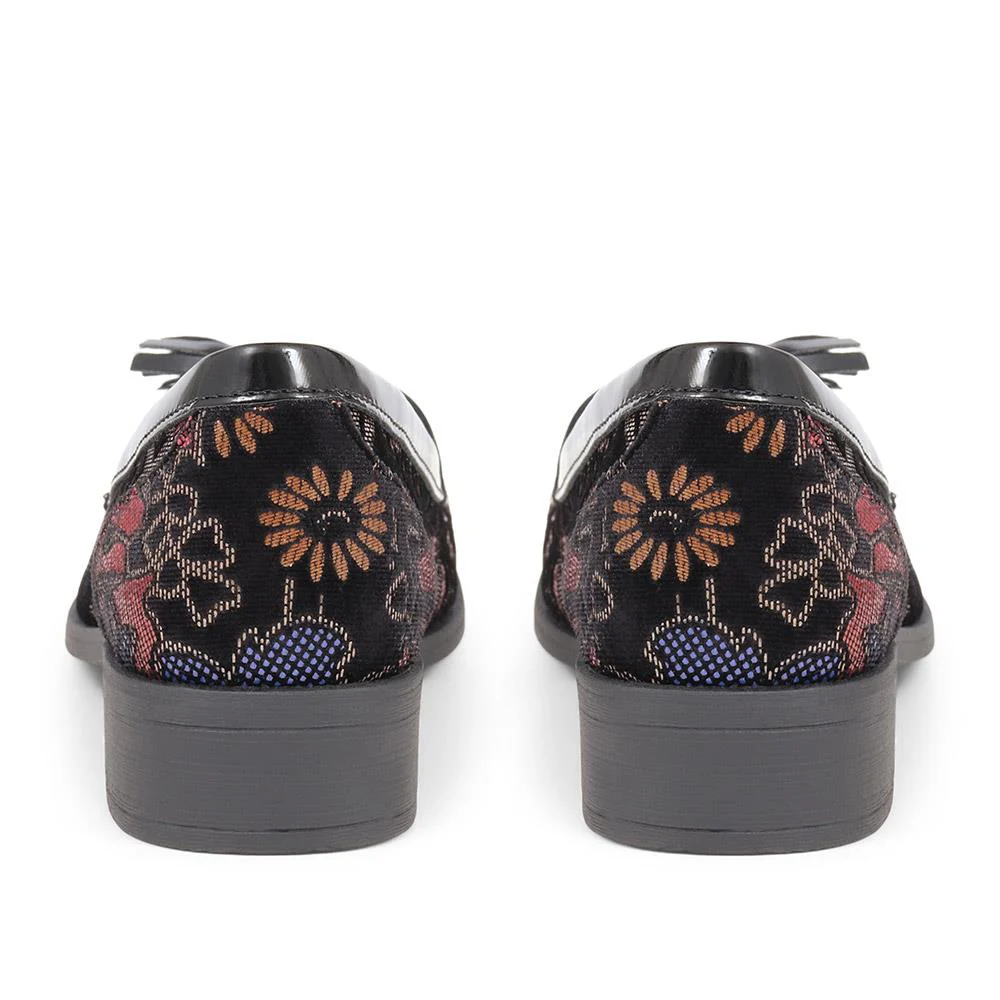Smart Patent Loafers - WBINS38059 / 324 263 - Black Floral - Image 3