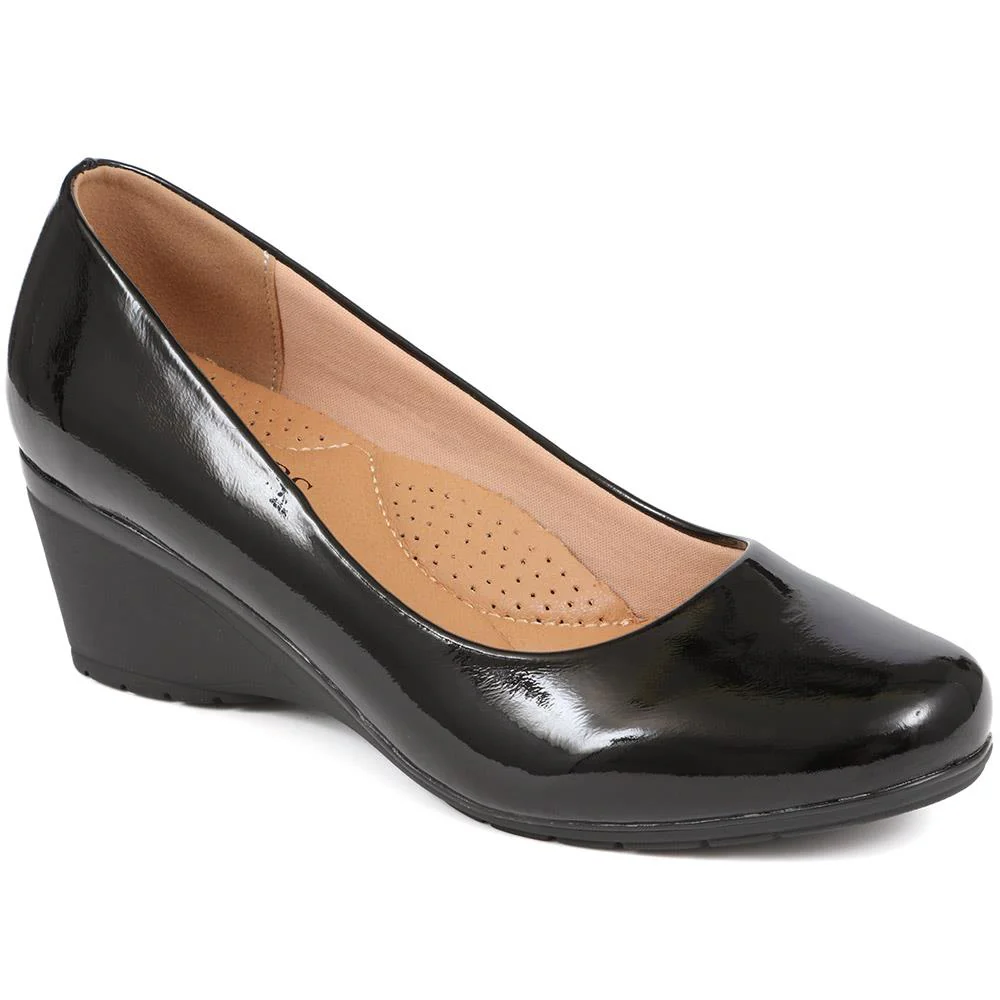 Wedge Heel Slip-On Pumps - WK38017 / 324 233
