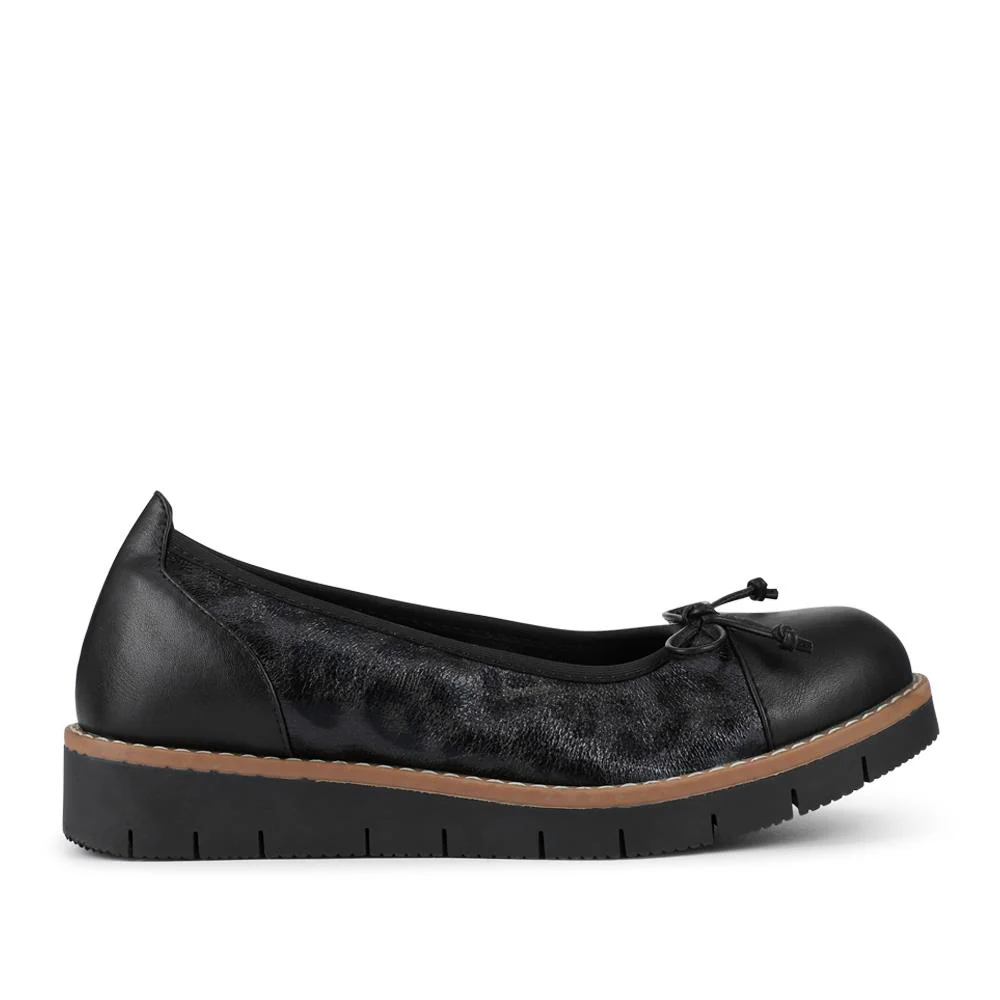 Wide Fit Bow-Detailed Pumps - WBINS40245 / 326 526 - Black Leopard - Image 4