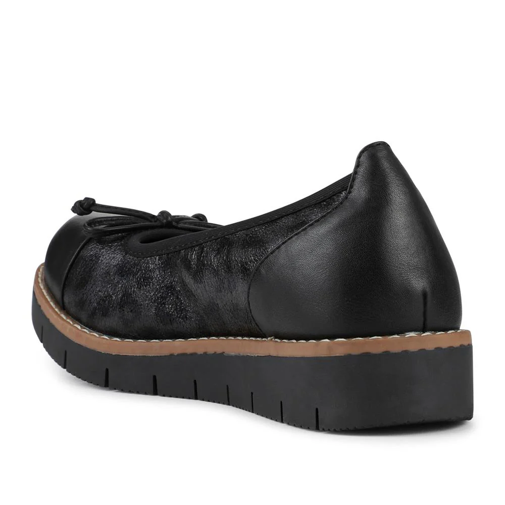 Wide Fit Bow-Detailed Pumps - WBINS40245 / 326 526 - Black Leopard - Image 6