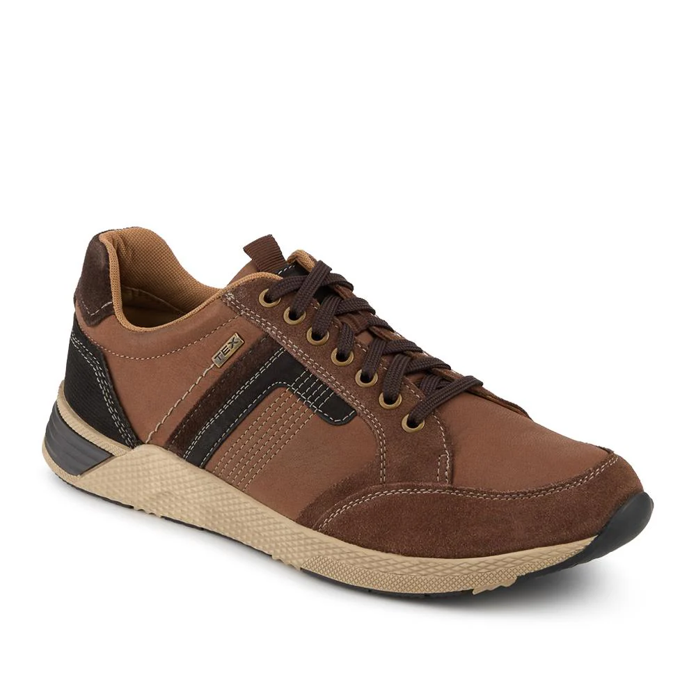 Wide Fit Leather Casual Cushioning Trainers - PARK42051 / 328 394