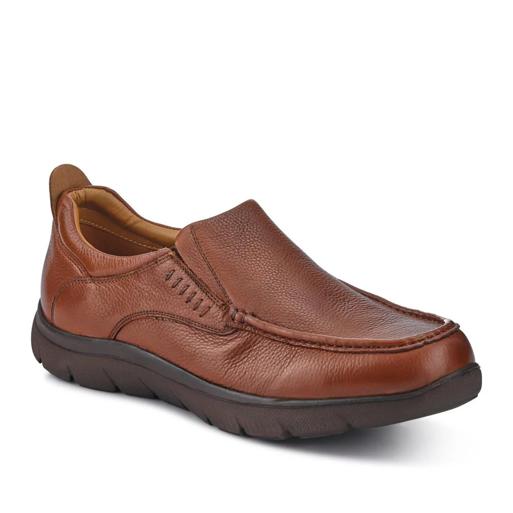 Wide Fit Leather Slip-On Shoes - PERFO41005 / 327 383 - Tan