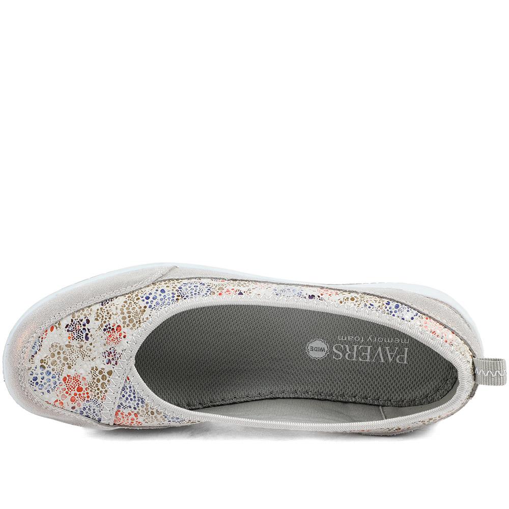 Wide Fit Memory Foam Floral Pumps - BRK43007 / 329 007 - Floral - Image 5
