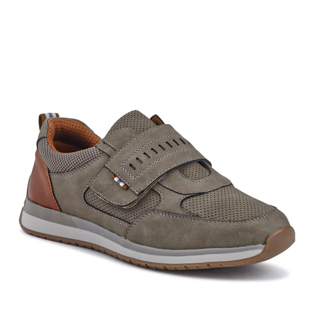 Wide Fit Touch Fasten Trainers - GANG41011 / 327 572 - Khaki