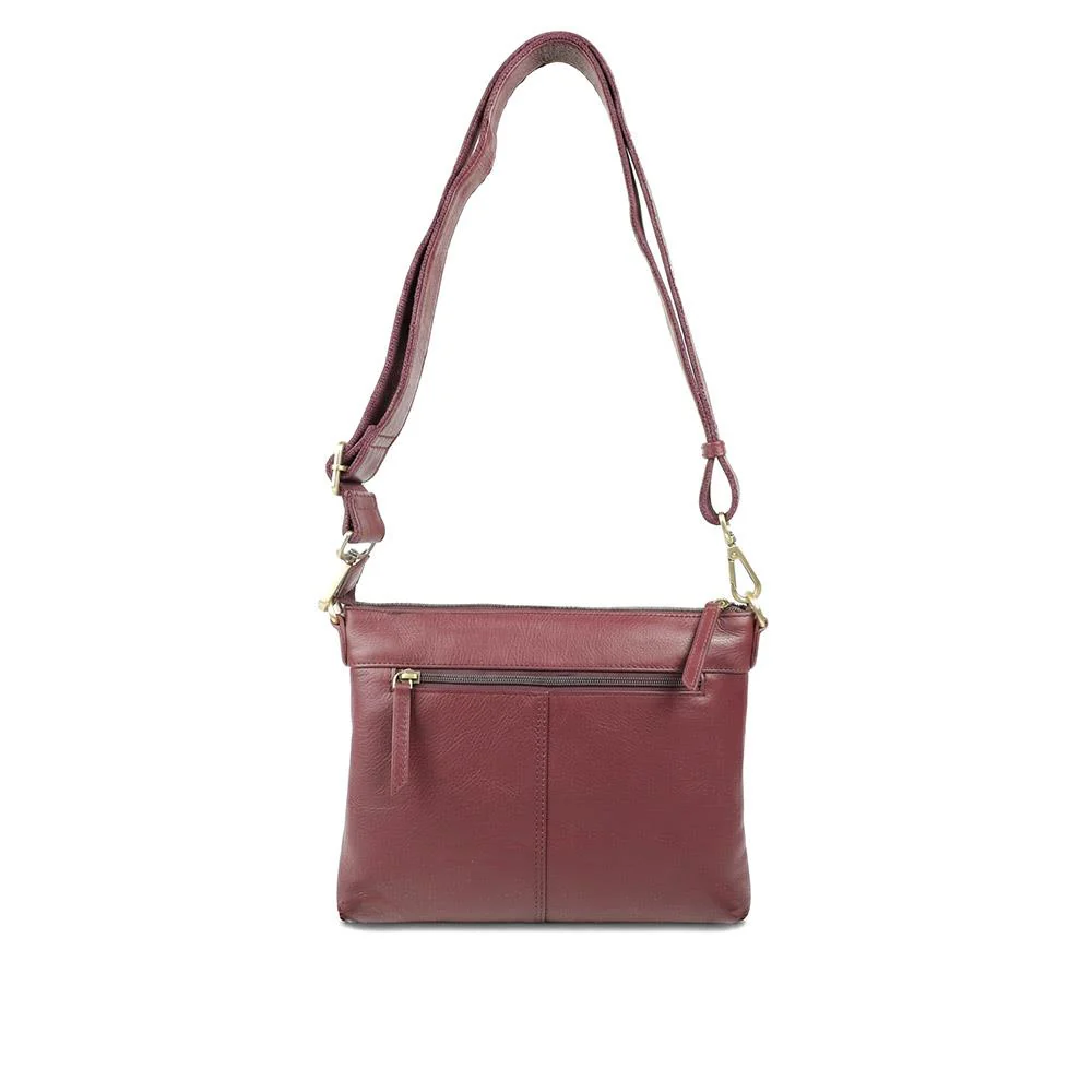 Wynne Leather Crossbody Bag - WYNNE / 329 240 - Burgundy Leather