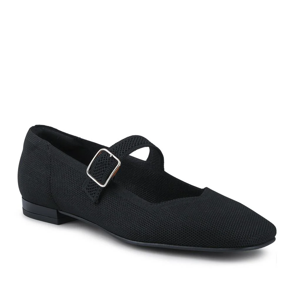 Zaira Smart Box-Toe Mary Janes - ZAIRA / 327 849 - Black