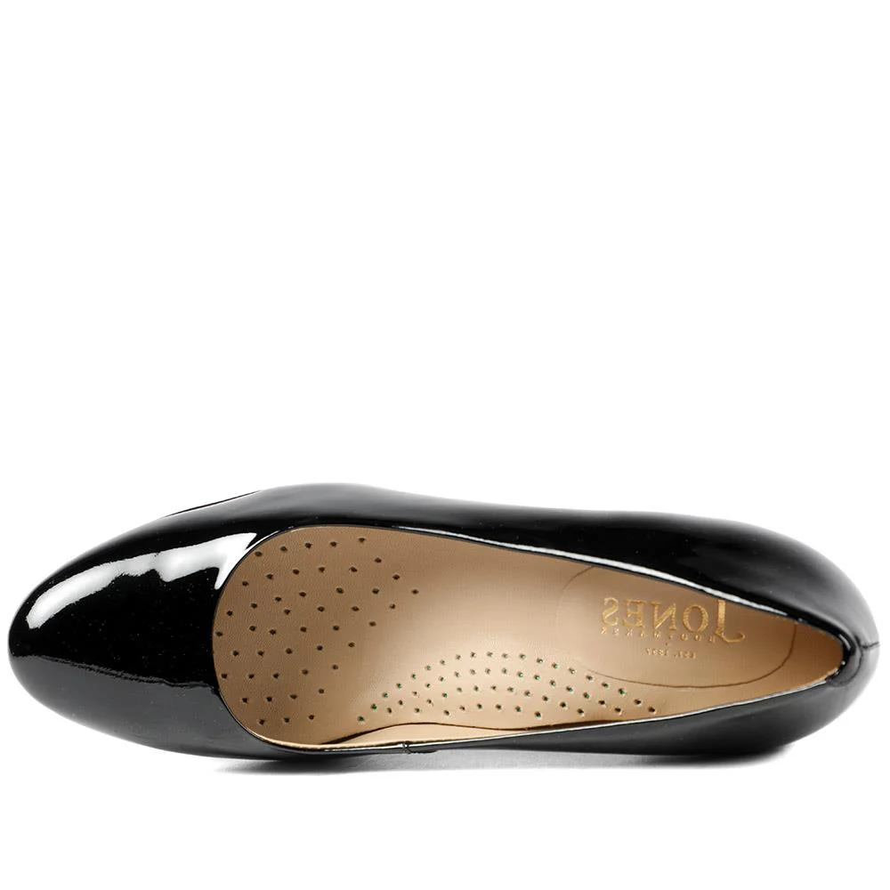Zakynthos Leather Block Heel Court Shoes - ZAKYNTHOS / 329 423 - Black Patent - Image 4
